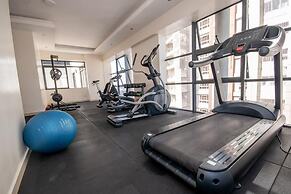 Lux Suites Silverstone  Apartments