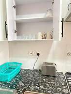 Lux Suites Silverstone  Apartments