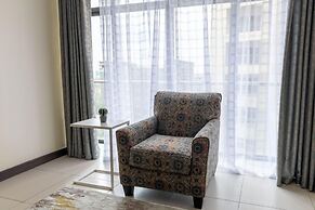 Lux Suites Silverstone  Apartments