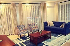 Lux Suites Silverstone  Apartments