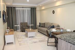 Lux Suites Silverstone  Apartments