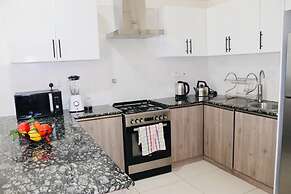 Lux Suites Silverstone  Apartments