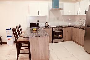Lux Suites Silverstone  Apartments