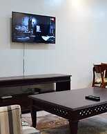 Lux Suites Silverstone  Apartments