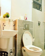 Lux Suites Silverstone  Apartments