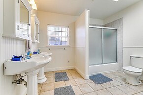 Crescent City Home w/ Hot Tub: Half-block to Beach