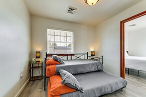 Crescent City Home w/ Hot Tub: Half-block to Beach