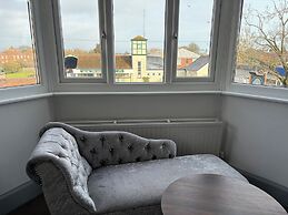 Captain Howey Hotel