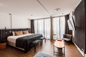 Stay Suites