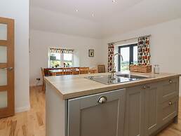 Whitehouse Woodwrae