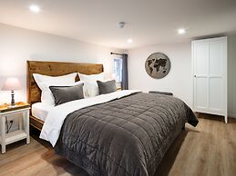 Flecker Hotel