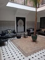 Riad étoile ocre