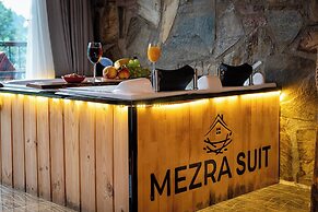 MEZRA DOĞAL DAĞ EVLERİ