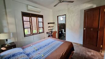 Flash Back Bungalow