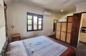 Flash Back Bungalow