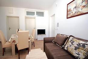 Apartments Centar Sutomore