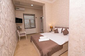 Osiyo Plaza Hotel