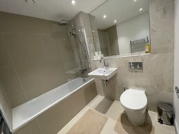 Remarkable 2-bed Apartment in London