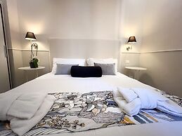 Caesar Place Roma