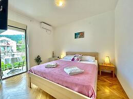 Garden House Budva