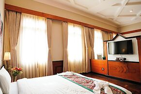 ORSINO RESORT MALL ROAD