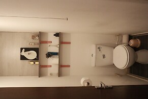 Comfortable 2-bed House in London Zone 2
