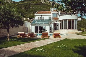 The View Premium Villas