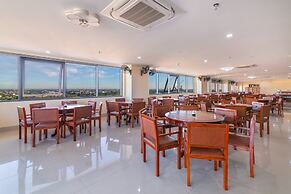 AD41 HOTEL HUE CS1