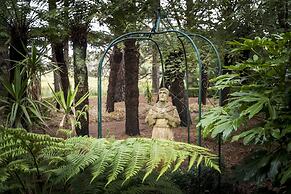 The Vale Penrose