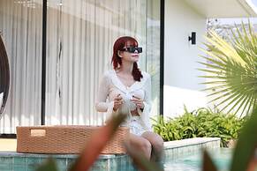 Wonderland Suites and Resort