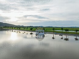 Wonderland Suites and Resort
