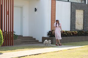 Wonderland Suites and Resort
