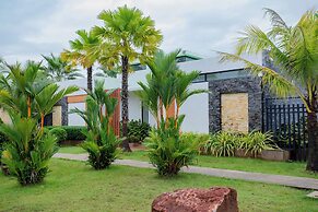 Wonderland Suites and Resort