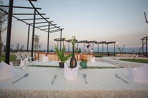 Wonderland Suites and Resort