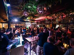 Mad Monkey Manila