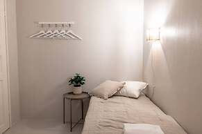 2ndhomes Bright & Spacious 5BR Apartment