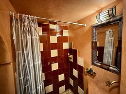 Riad Taghia