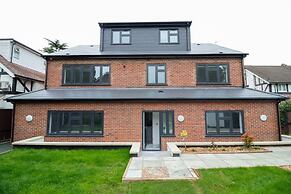 Inviting 1 Bed Apartment in Purley