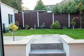 Stunning 1-bed Apartment in Purley