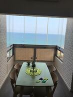 1 Bed Chalet - Sleeps 2 - Pets - Pool - Parking