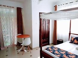 Lux Suites Bustani studio Apartments
