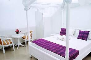 Lux Suites Bustani studio Apartments