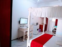 Lux Suites Bustani studio Apartments