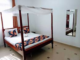 Lux Suites Bustani studio Apartments