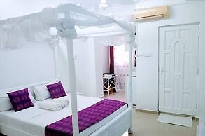 Lux Suites Bustani studio Apartments