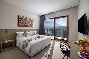 Tapa Agung View