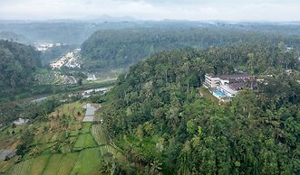 Tapa Agung View