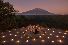 Tapa Agung View