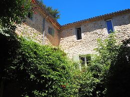 Les Cailloux Dorés