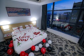 Laten Suites Al Salim Plaza